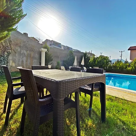 Cihan Villa, Oezel Havuzlu, וילה פאטהיה