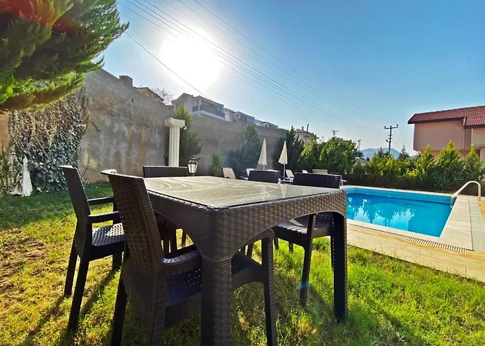 Cihan Villa, Oezel Havuzlu, וילה פאטהיה