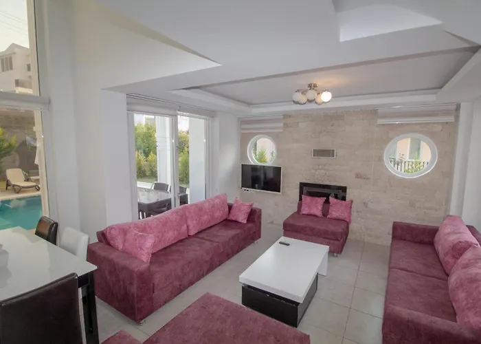 וילה Cihan Villa, Oezel Havuzlu,