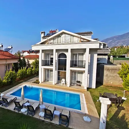 Cihan Villa, Oezel Havuzlu, 페티예